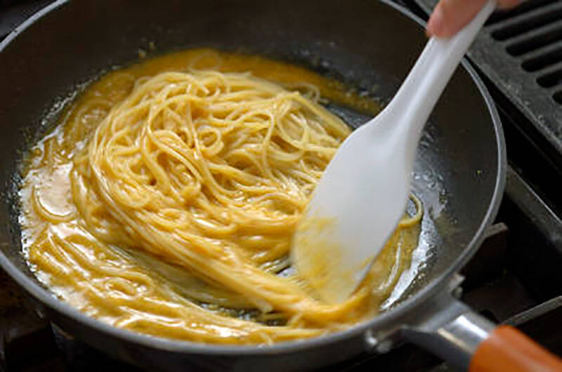 ラ ベットラ 落合シェフの 絶対うまいパスタ講座 カルボナーラ 2018年5月10日 エキサイトニュース