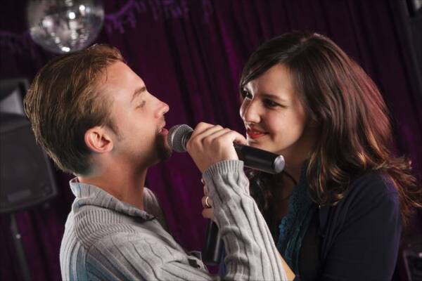 コレぞモテ女子の基本 カラオケデートで絶対失敗しないコツ 16年12月日 エキサイトニュース コレぞモテ女子の基本 カラオケデートで絶対失敗しないコツ 16年12月日 エキサイトニュース