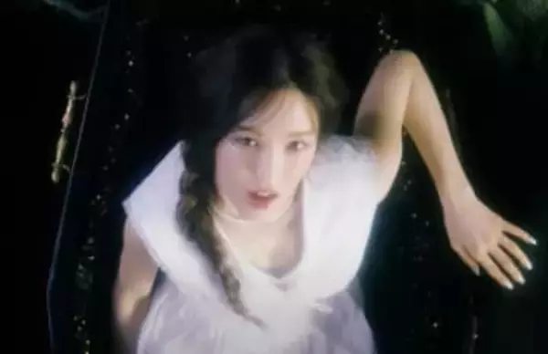 「Red Velvet ウェンディ、新曲「Wish You Hell」MV公開…完全な自由に出会う愉快なストーリー」の画像
