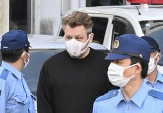 違法薬物密造か、静岡の施設捜索　錠剤5万個押収、3人逮捕