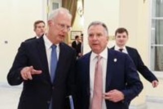 ロシア、知米派の派遣で交渉　家族もプーチン氏親族に近く