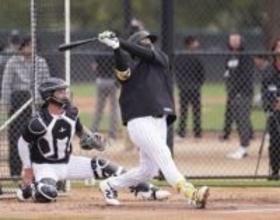 大リーグ村上、実戦形式で無安打　菊池42球、大谷ら軽め調整