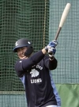 西武渡部、中軸定着へ選球眼磨く　守備位置変更、三塁も練習中