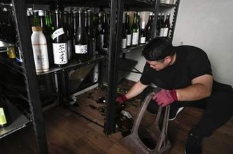 避難所400カ所、車中泊も　厳しい暑さ、疲労の色
