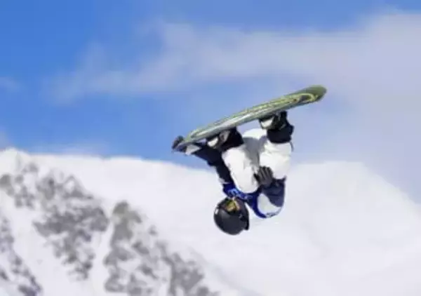 スロープ木俣、長谷川が決勝進出　スノーボード・15日