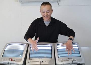 テレビや扇風機を楽器に！作り替え楽しむ　「聖地」茨城・日立に響く中古家電の音色