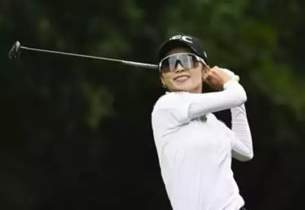 安田祐香と吉沢柚月が首位　女子ゴルフ第2日