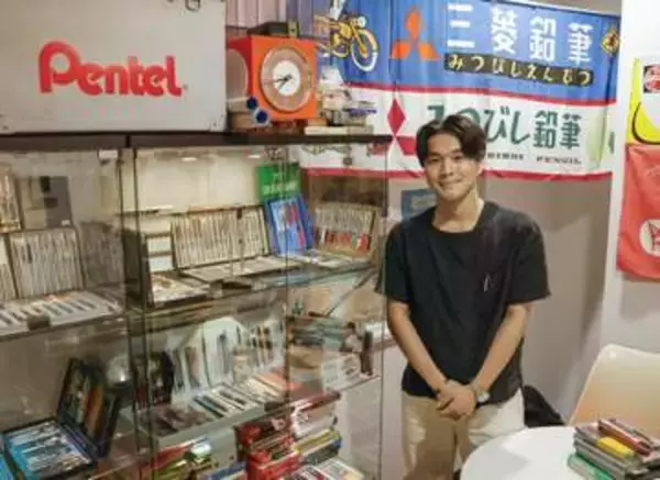 ビルの一室に所狭しと並ぶ千本のシャーペン　京都の大学生が「博物館」、自作製品も販売