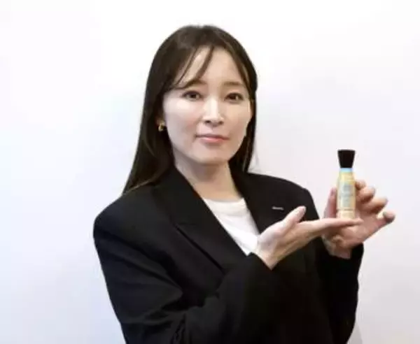 アネッサ　パーフェクトUV　ブラッシュオンパウダーが人気　開発者にヒットのヒントを聞いた【経済トレンド】