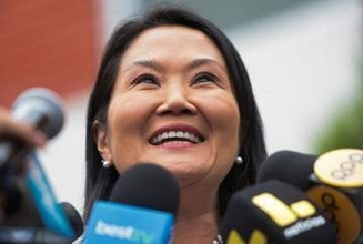 ペルー大統領選、フジモリ氏優勢　対立候補は異議