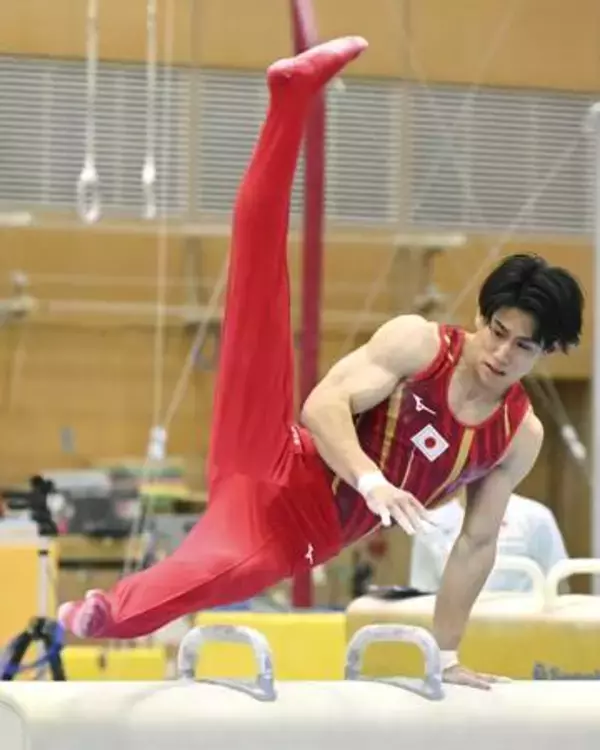 体操男子、ア大会前にけが人続出　岡は腰痛、角皆は左足首負傷