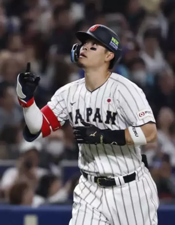 日本代表、佐藤3ランから白星　WBCへ中日と壮行試合