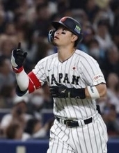 日本代表、佐藤3ランから白星　WBCへ中日と壮行試合