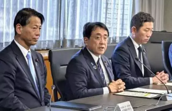 「政府、石油や医療品の供給点検へ　重要物資確保の作業チーム初会合」の画像