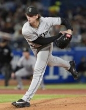 ヤ2―8巨（17日）　巨人が今季初の3連勝