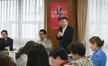 自民、女性活躍へ報告書　参院選支持団体に擁立要請