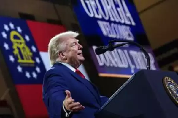 対イランは「小競り合い」　トランプ氏