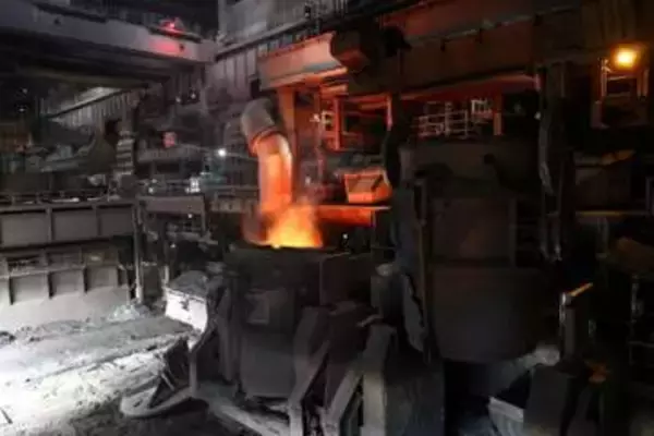 EU、鉄鋼50％関税で合意　免除枠半減、7月発効へ