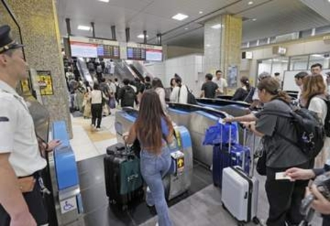 柵の切れ目から線路に進入　新幹線浜松駅の人身事故