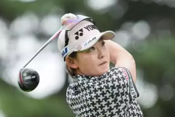 岩井千怜が2打差9位　米女子ゴルフ第1日