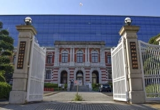 朝日支局脅迫の被告に有罪判決　神戸地裁「銃撃事件想起させる」