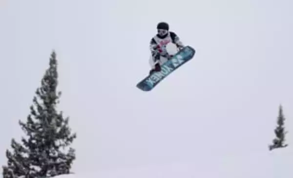 スノボ、男子は木村葵来ら決勝へ　女子は深田茉莉ら