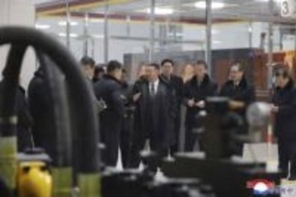 金正恩氏、副首相を解任　工場改修で問題「党を愚弄」