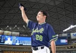 中1―5ヤ（17日）　ヤクルト、快勝で貯金10