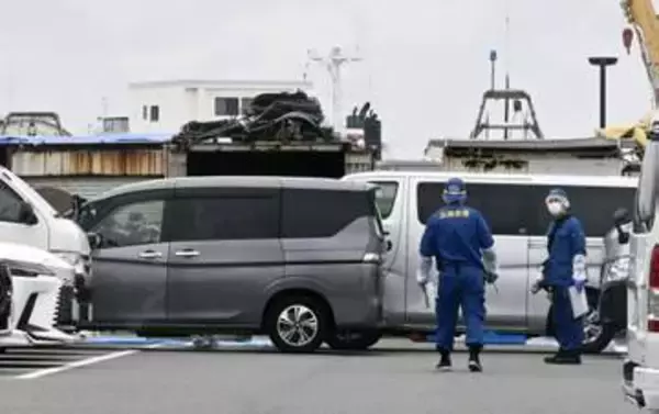 目と腹に刃物遺体、争った跡なし　神戸、事件と自殺の両面で捜査