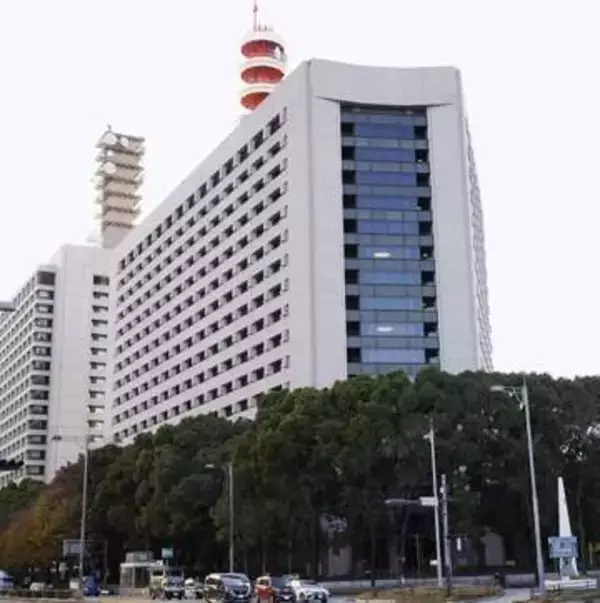 万引ケチャップかけた疑いで逮捕　通行人に、少年4人