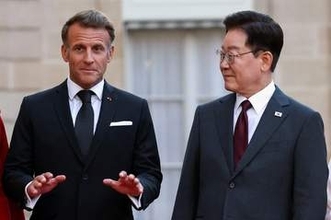 仏韓、航行自由確保で協力　首脳会談、防衛強化も