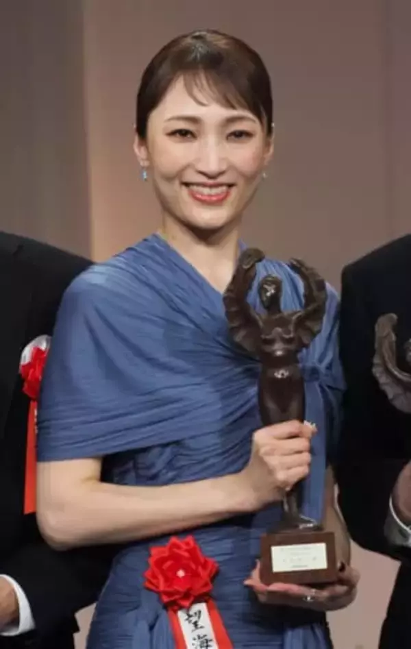 読売演劇大賞は望海風斗さん　元宝塚雪組トップスター