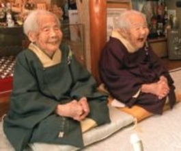 ＜あのころ＞108歳、ぎんさんが死去　25年前の2月28日