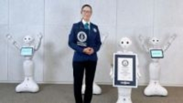 ペッパーくん、ギネス認定　世界初の量産人型ロボ