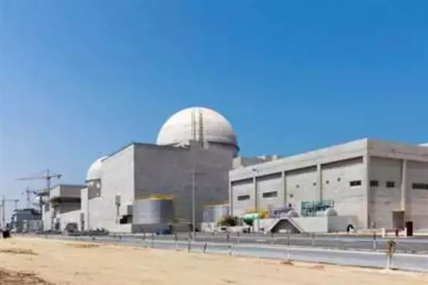 UAE原発周辺に無人機攻撃か　火災、安全問題なし