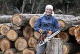 「被災木材でログハウスを　輪島医師、5年で100棟」の画像1