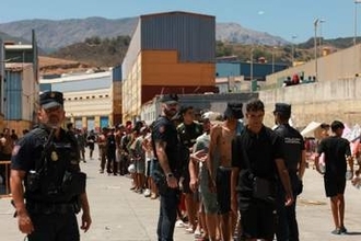 越境移民の死者100人に　スペイン飛び地、政府批判