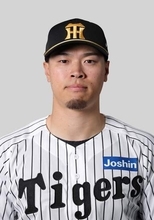 V2阪神の佐藤が三冠王　セ・リーグ全日程が終了