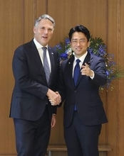 日豪防衛相、18日に会談へ　護衛艦や安保協力議論
