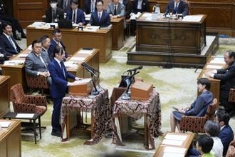 みらい安野氏「カテキョします」　党首討論で首相にAI重要性強調