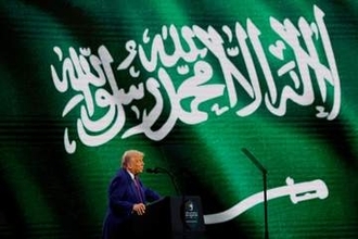 米、サウジに原発供与へ　トランプ氏承認と報道