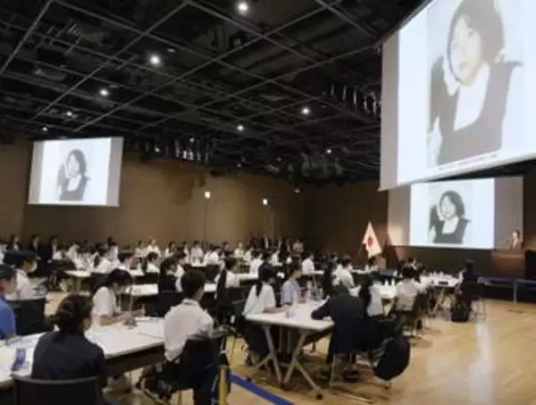 拉致啓発へ「中学生サミット」　官房長官「自分に置き換えて」