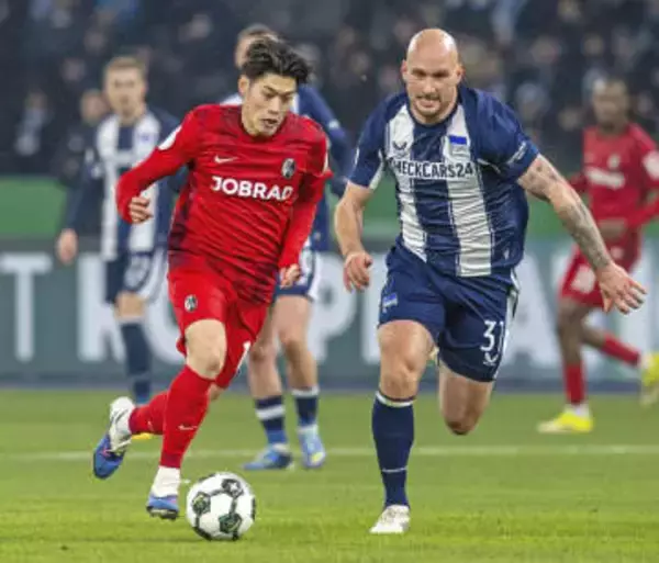 鈴木唯人がゴール、4強入り　サッカードイツ杯のフライブルク