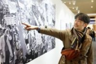 飢餓から飽食、歴史感じて　東京で写真展、27日まで