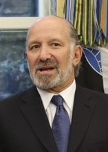 米商務長官が議会証言へ　富豪疑惑、虚偽説明か