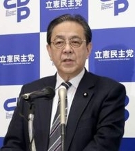 立民水岡代表、合流判断急がず　中道小川氏と「立場違う」