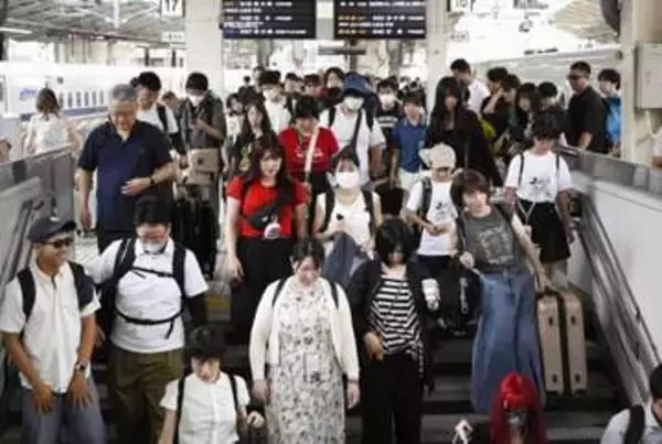 お盆の予約、371万席　JR各社、前年比3％増