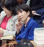 「首相「美容院に行けない」　私用外出、警護官に迷惑」の画像1