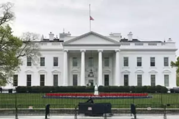 バイデン氏は「史上最悪」　大統領展示で新たに説明文