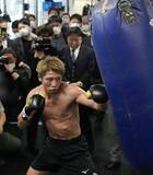 「井上尚弥、大一番勝利へ自信　「攻略は固まっている」」の画像1